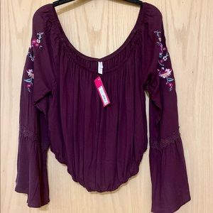New Xhiliration XXL Burgundy Bell Sleeve Crop Top